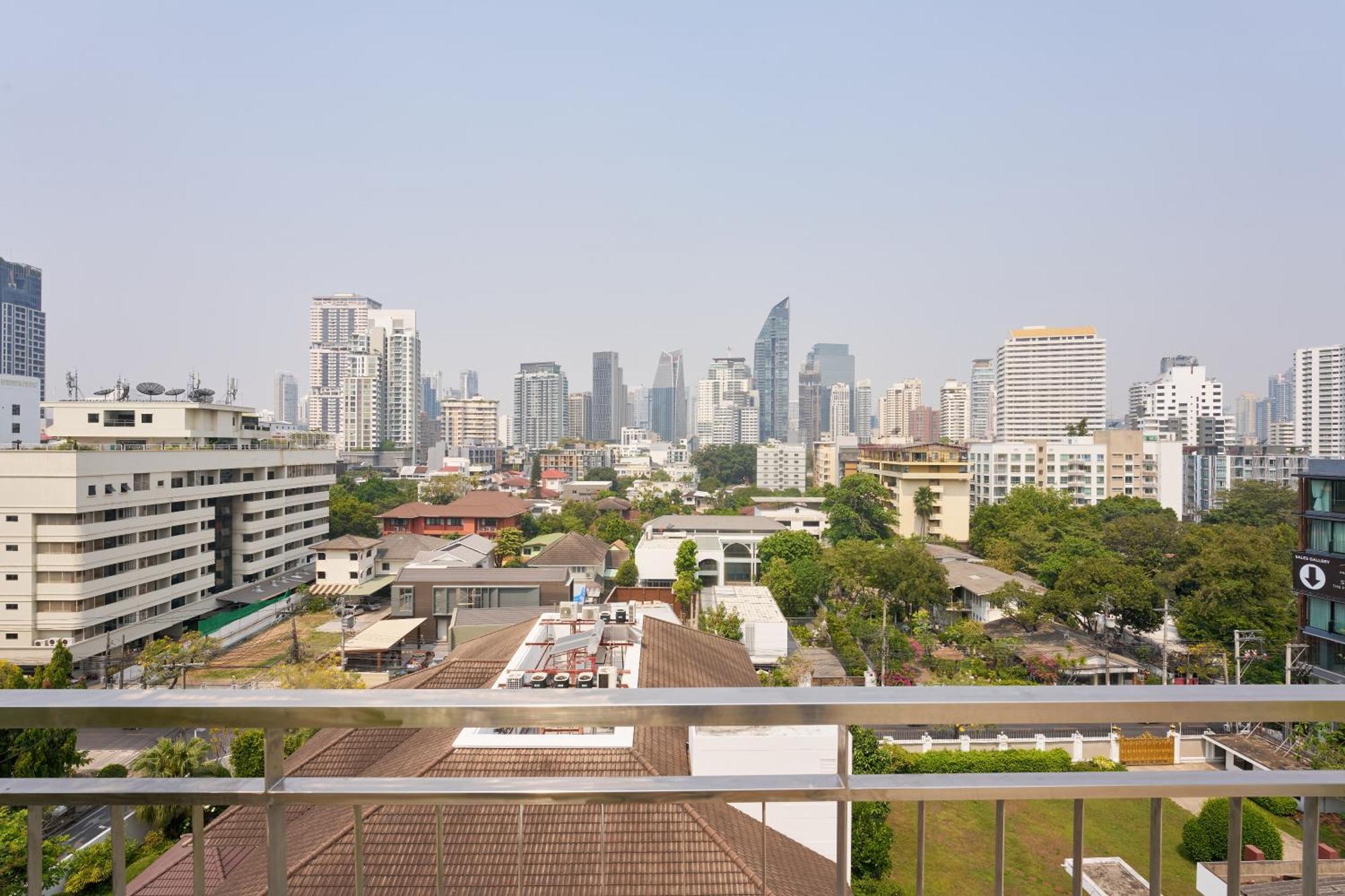 Shine Aparthotels Sukhumvit Thonglor Bangkok Buitenkant foto